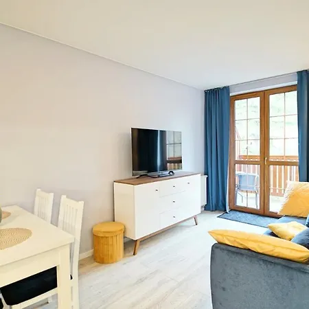 Everysky - Nad Lomnica 14a-b