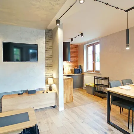 Everysky - Nad Lomnica 14a-b *