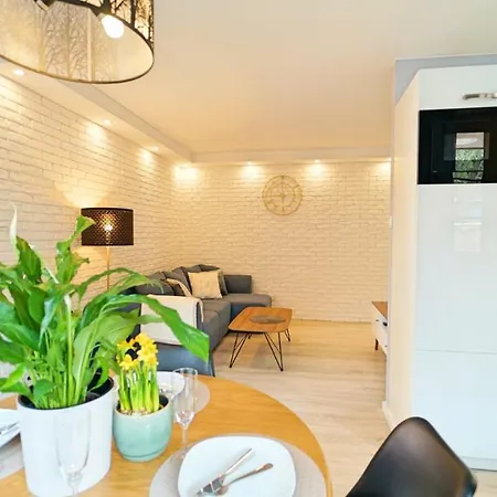 Everysky - Nad Lomnica 14a-b Apartman *