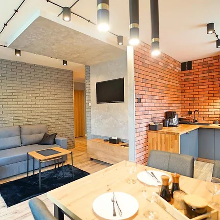 Everysky - Nad Lomnica 14a-b